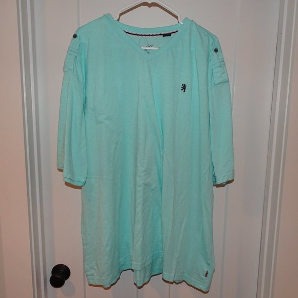 Lions Crests T-Shirt - Picture 1 of 6